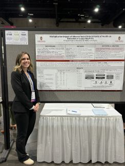 Dr. Sweet presenting an abstract at the annual American College of Rheumatology Convergence Meeting.